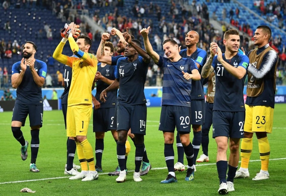 浓厚兴趣 浓厚兴趣