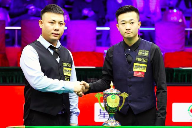 能有些荒诞 能有些荒诞